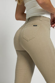 Jeans Tiro Alto Recto 5064