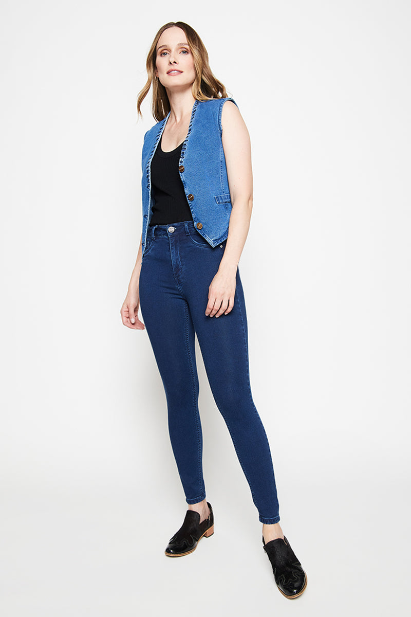 amalia1670-6e9cb832-a61b-4118-bc24-4f5aaca86d87.jpg