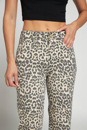 Jeans Mom Slim Push In  5049