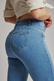 Jeans Mujer Agata Flare 5526